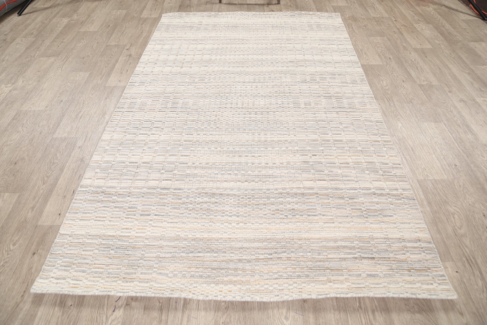 Artisan Luxury Hand-Knotted Wool Accent Rugs for Any Space Flooring 5×8 ft