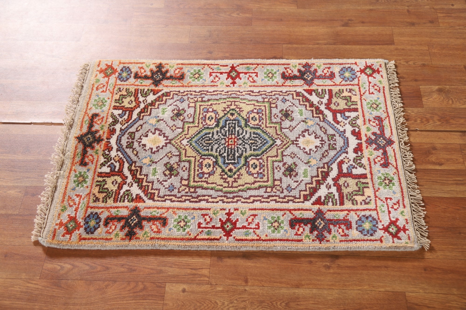 Timeless Charm Heriz Serapi Indian Hand-Knotted Accent Rug 2×3 ft Rug