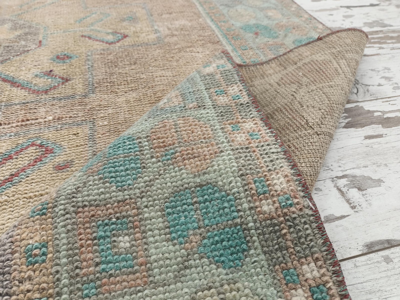 Vintage Handmade Wool Rug Turkish Bohemian Ethnic Area Rug VT130