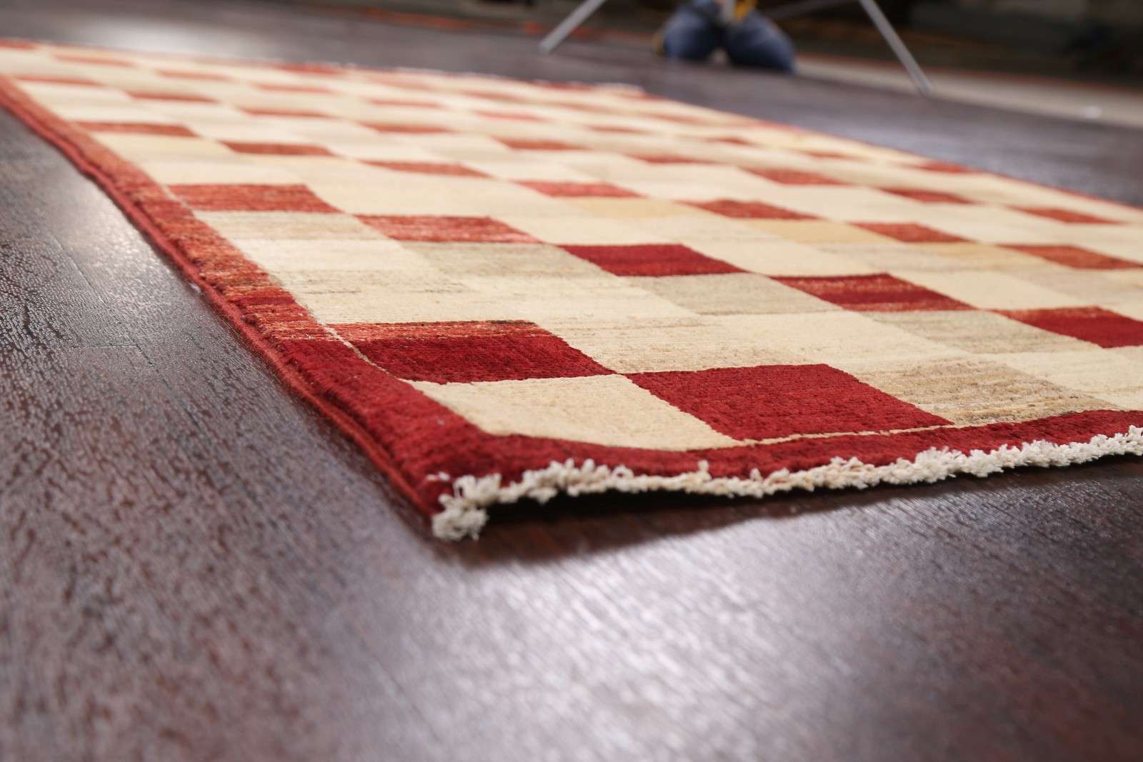 Checkered Pattern Area Rug 4×6 Hand-knotted Wool Modern Style for Any Room