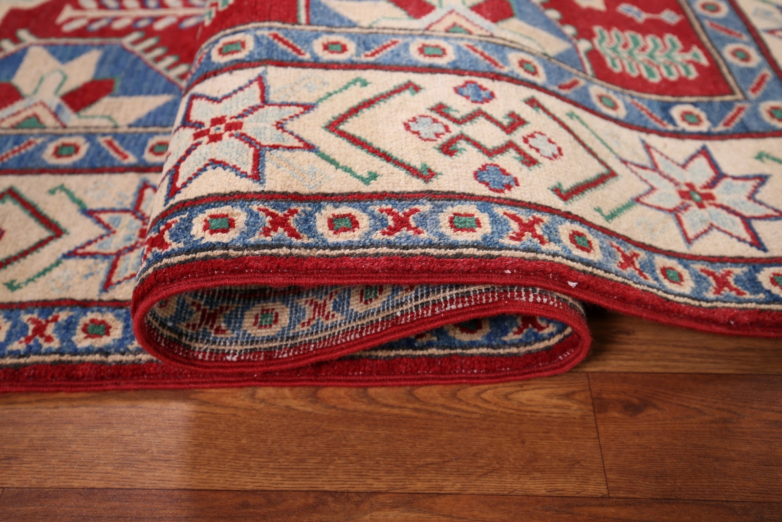 Geometric Tribal Style Kazak Hand-Knotted Bedroom Sized Rug 5×7 ft