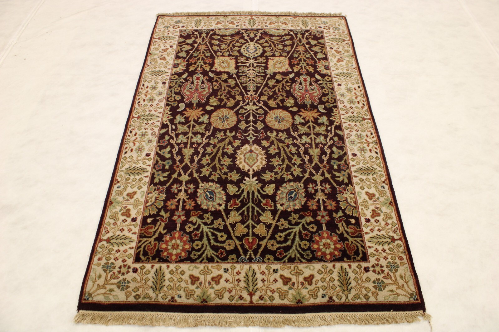 4’0″ x 6’4″ ft. Floral Vegetable Dye Hand Knotted Area Geometric Wool Rug