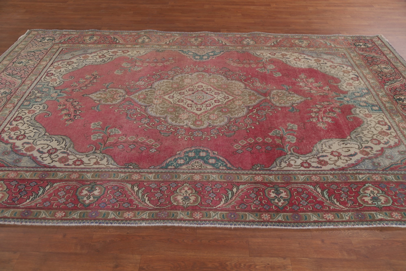 Vintage Traditional Red Wool Area Rug 6’x10′ Wool Hand-made Living Room Carpet