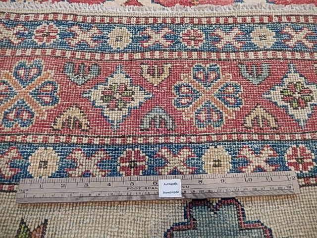 5′ x 6′ Ivory Kazak Rug 77257