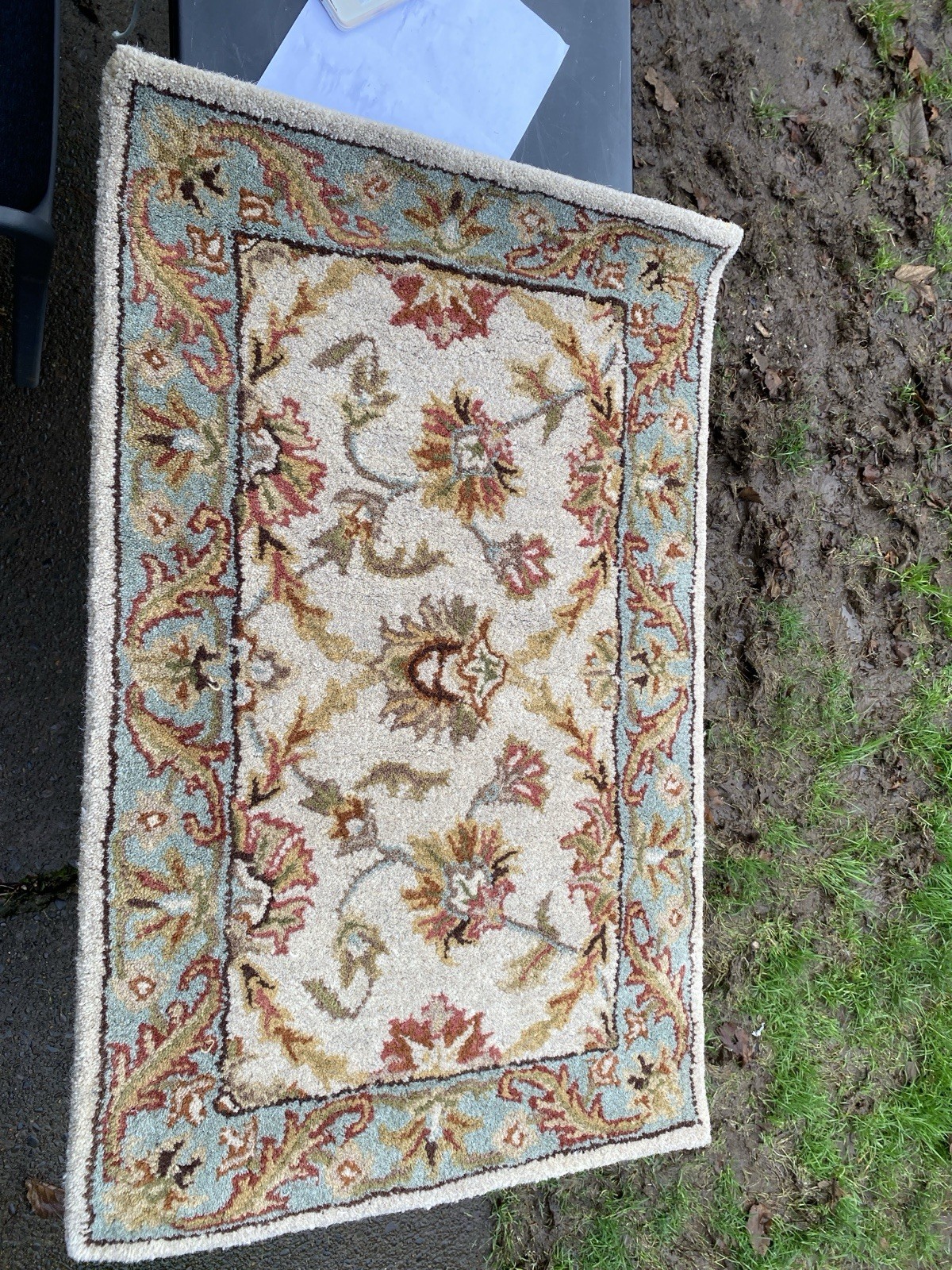 SURYA Area Rug. 2 Feet X 3 Feet. Handmade Luxury Wool
