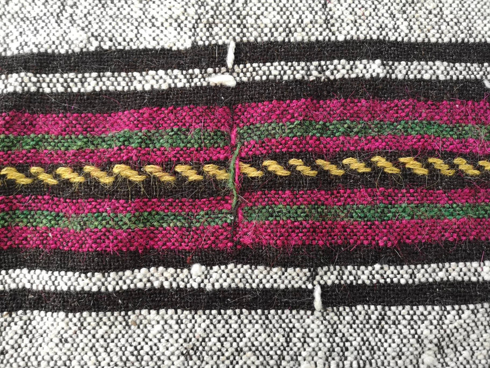 Vintage Turkish Kilim Area Rug, White Bristle, 5.1 x 6.2 ft