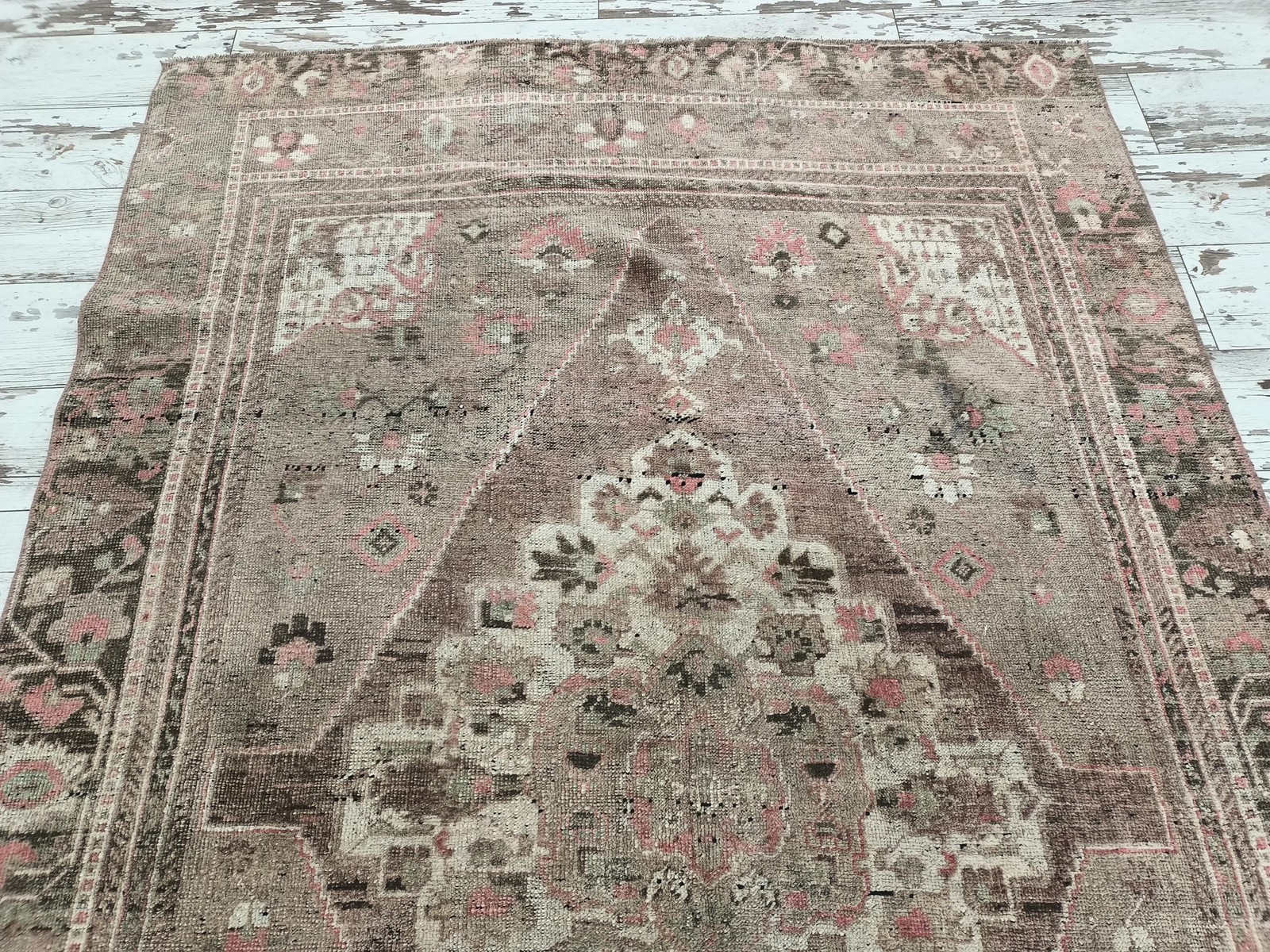 Vintage Oushak Rug Handmade Turkish Wool Area Rug 4.8×8.1 Feet VT140