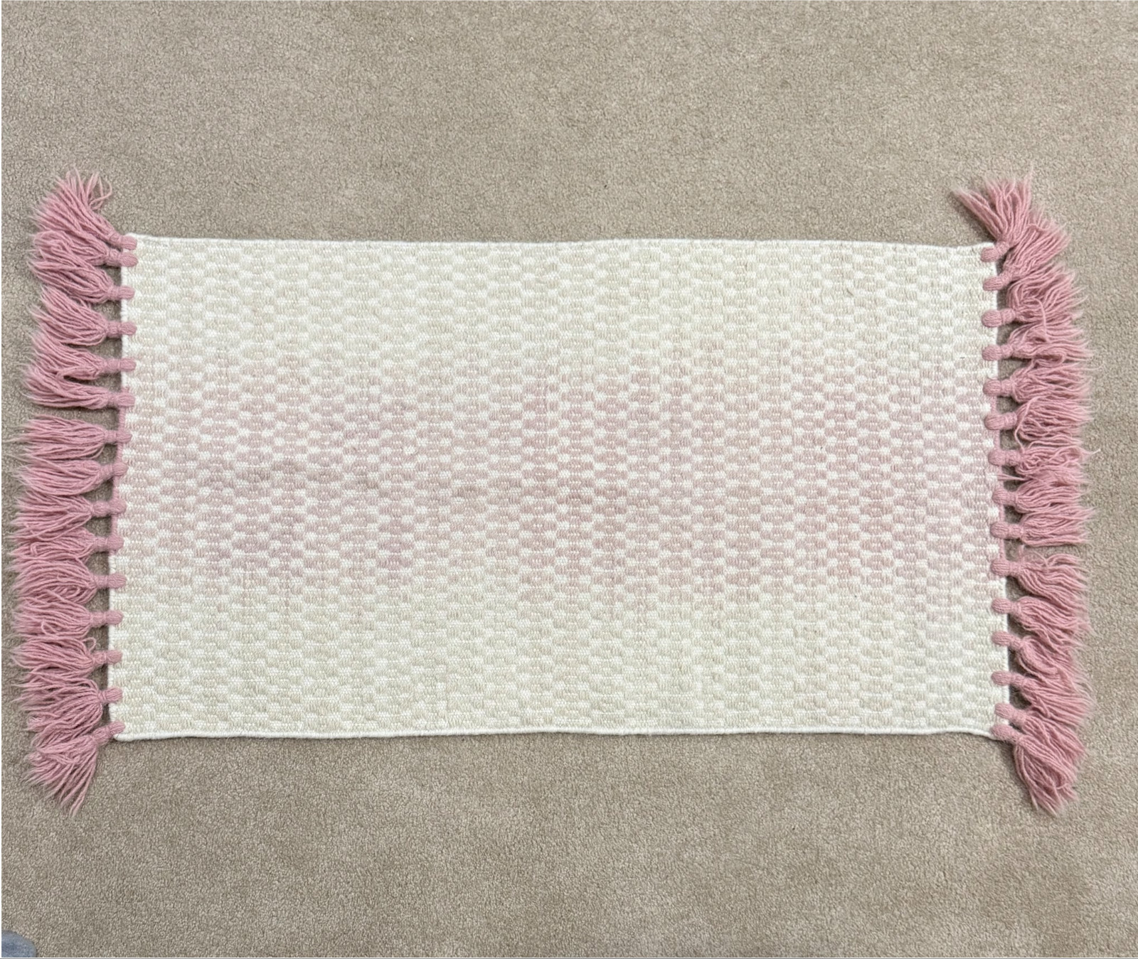 Pink Wool Area Rug Runner 2×4 Handmade Boho Geometric Honeycomb Tassel 24″x53″