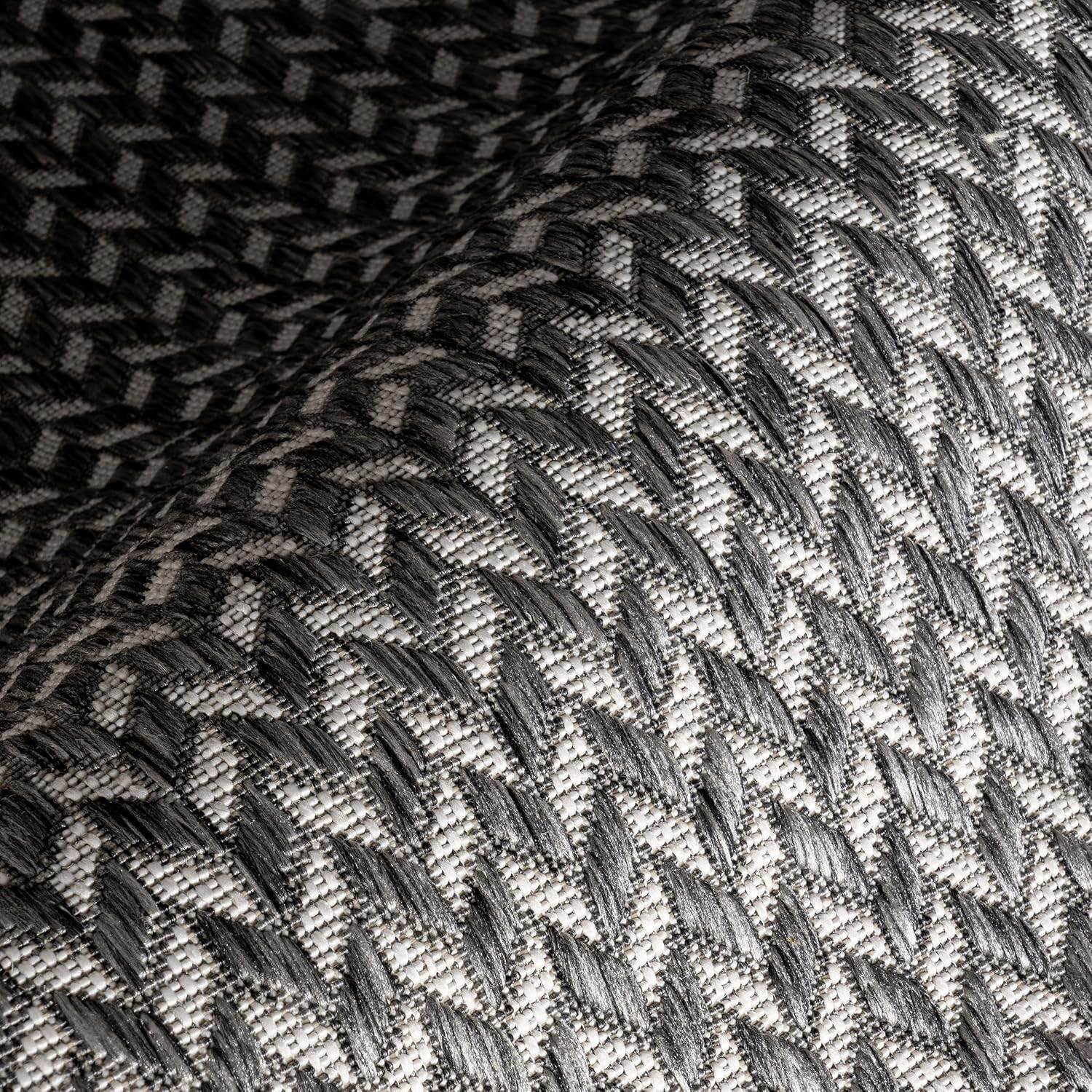 6’7″ x 9′ Outdoor Herringbone Rug – Soft, Stain Resistant, Durable Design