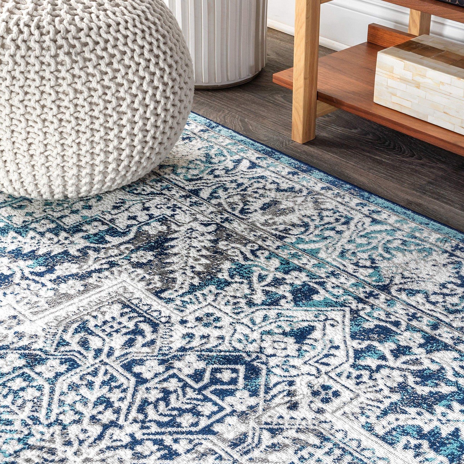 Jonathan Y Modern Vintage Medallion Navy/Light Gray Runner Rug 2X8 Country