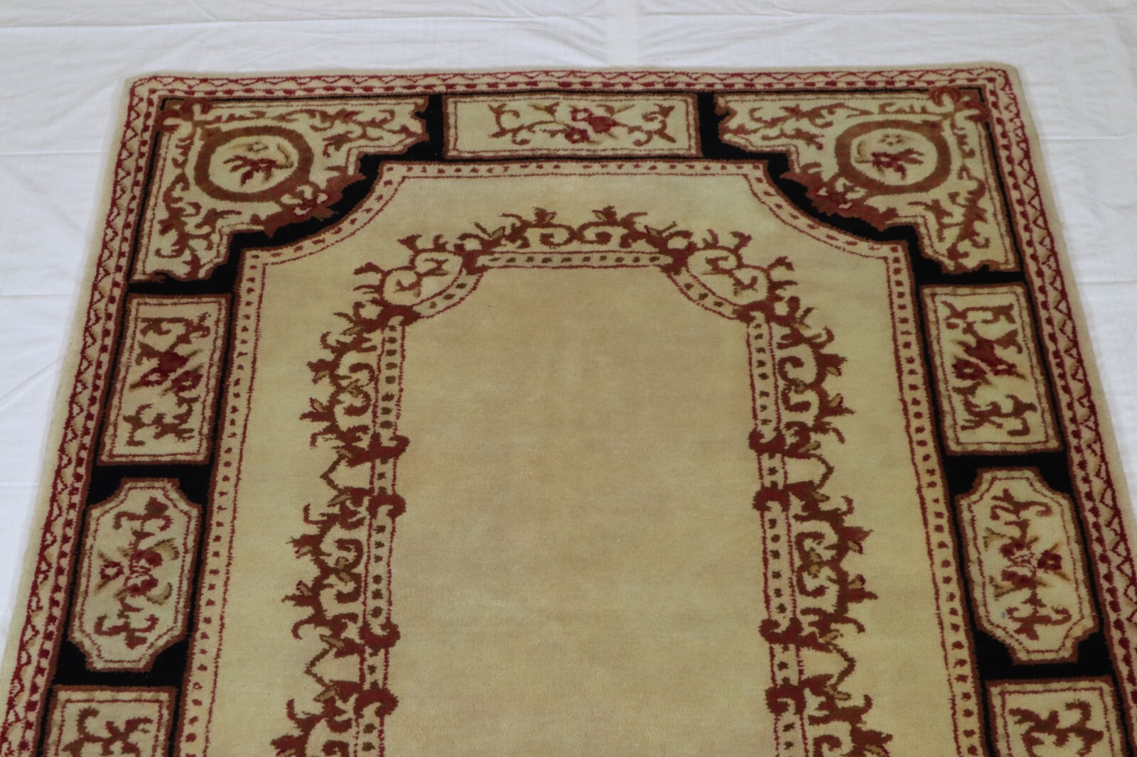 4’0″ x 6’0″ ft. Colorful Indian Hand Tufted Wool Traditional Area Rug
