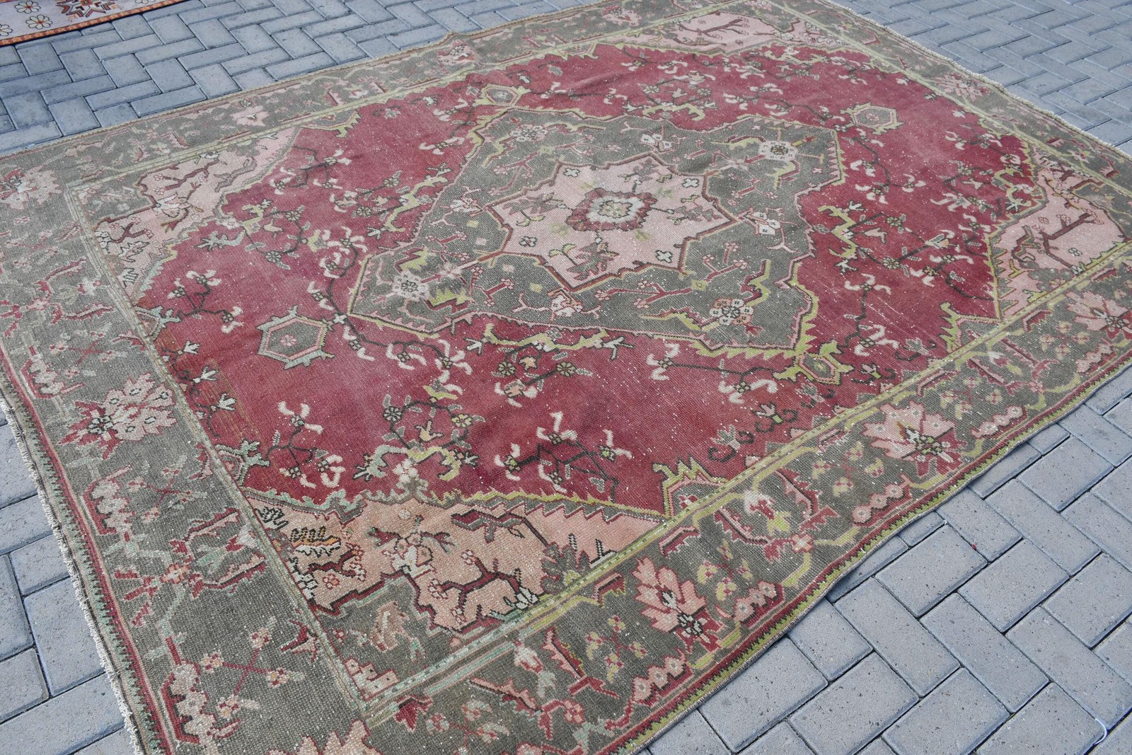 Turkish Vintage Large Rug 7,1×9,4 ft, Red Gray Check Wool Rug