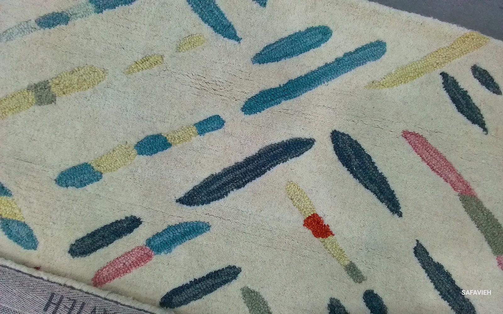 IVORY / BLUE 8′-0″ x 8′-0″ Back Stain Rug, Reduced Price 1172794004 MET252A-8SQ