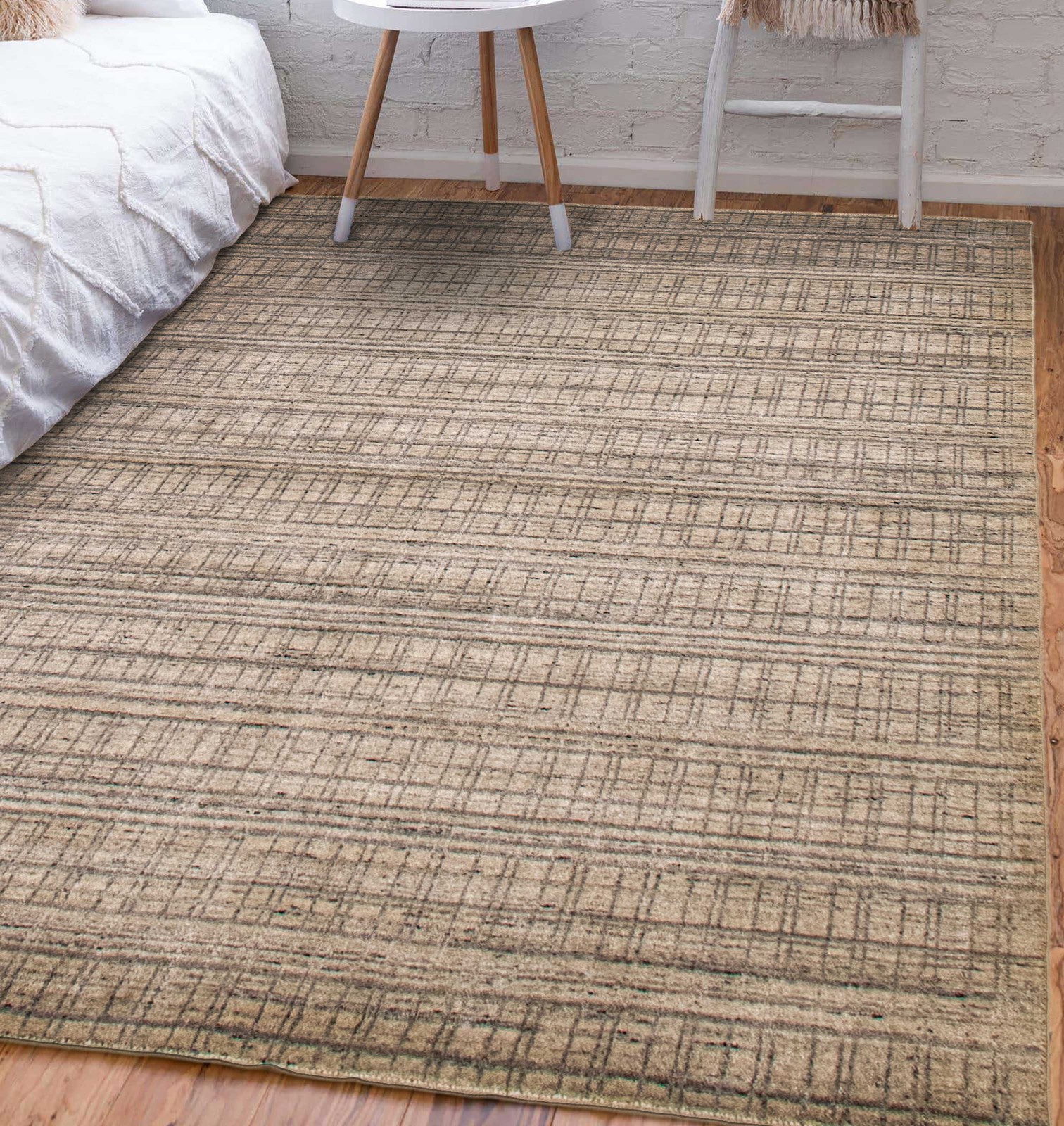 Hand loomed Area Rug 5’9″ x 7’9″ Traditional Wool Oriental Carpet
