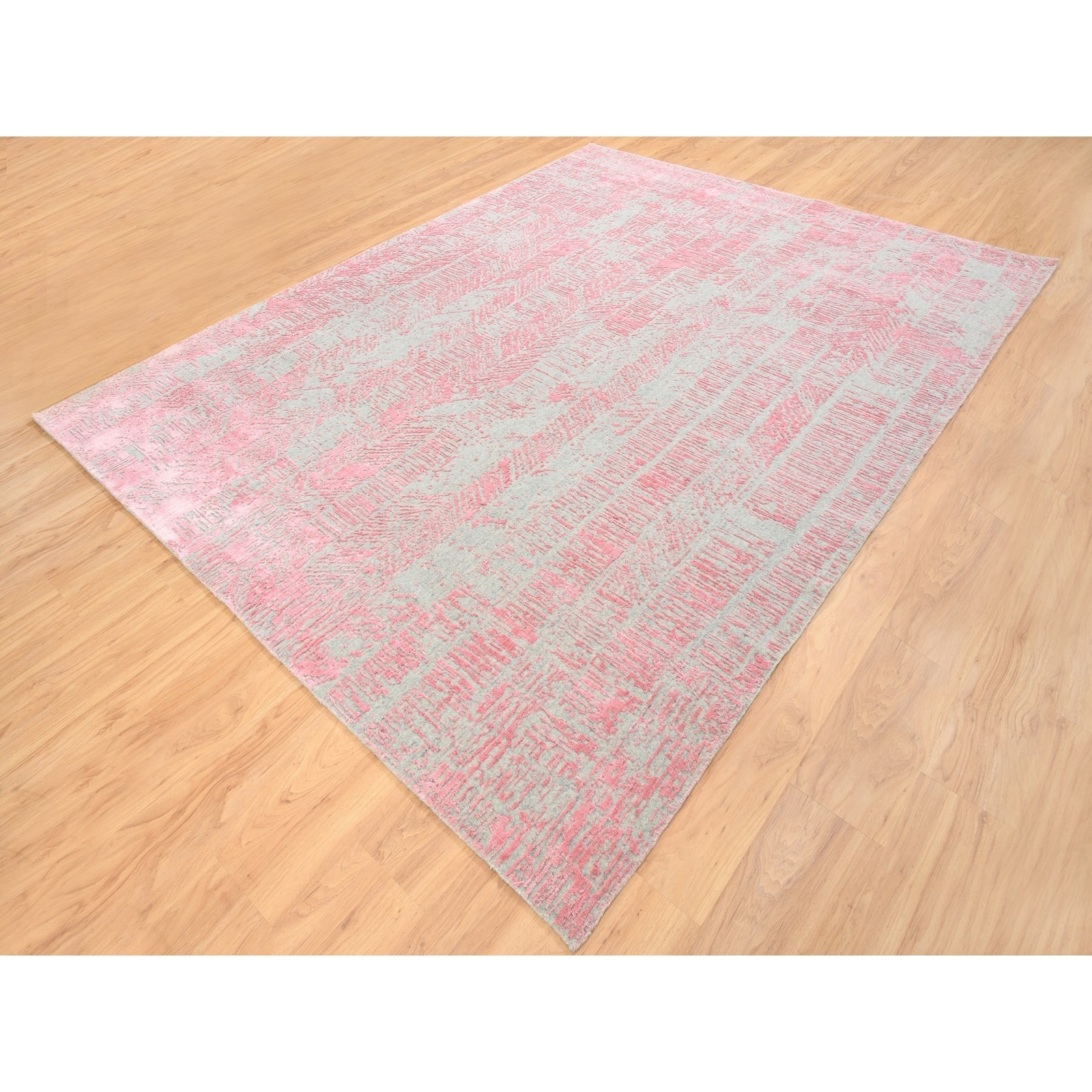 7’10″x10’1″ Wool And Plant Based Silk Erased Modern Design Handloomed Rug R62257