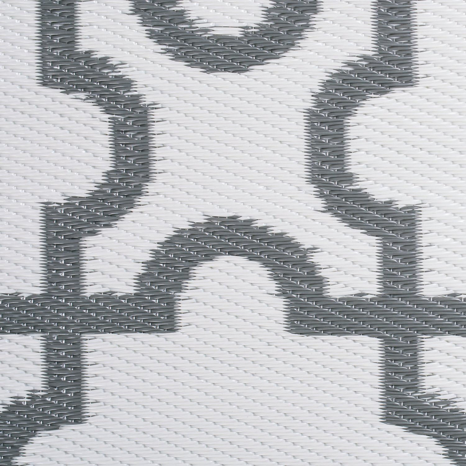 Reversible Outdoor Lattice Woven Rug, 4X6 Ft, Gray