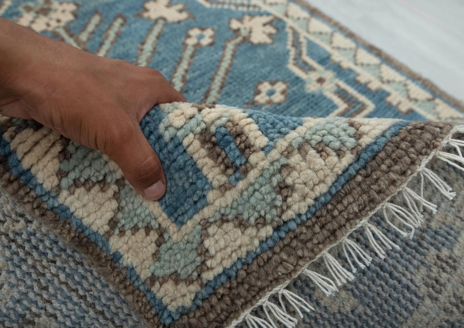Premium Hand Tufted Wool Runner Rug featuring a traditional Oushak 9×12/8×10