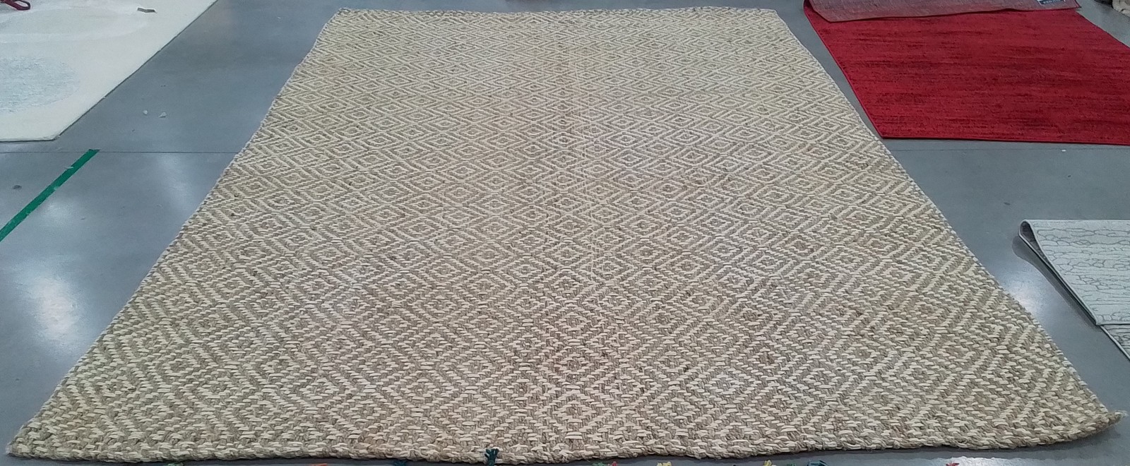 IVORY / NATURAL 10′-0″ x 14′-0″ Flaw in Rug, Reduced Price 1172804420 NF261A-10