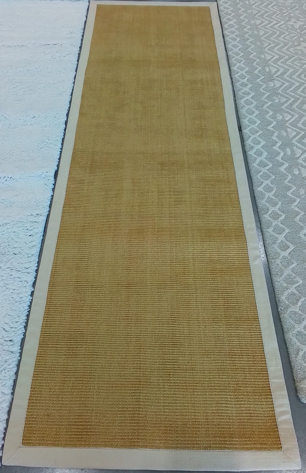MAIZE / WHEAT 2′-6″ x 8′-0″ Back Stain Rug, Reduced Price 1172789865 NF441K-28