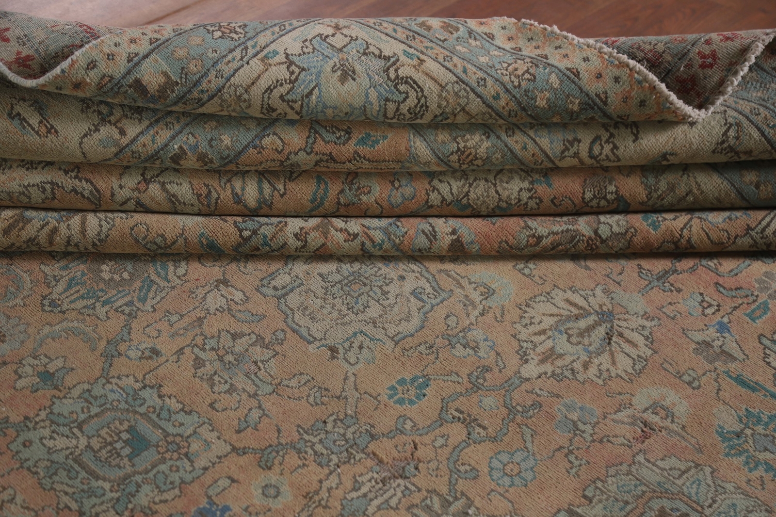 Distressed Traditional Living Room Area Rug 9×12 All-Over Pattern Carpet
