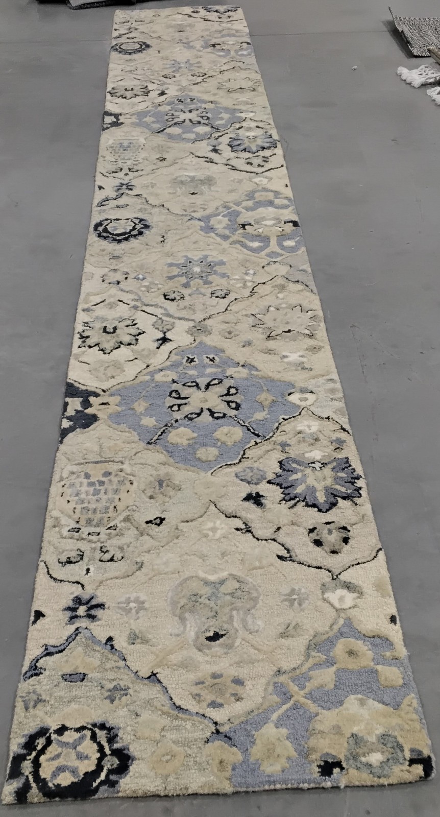 BEIGE / BLUE 2′-3″ x 16′-0″ Back Stain Rug, Reduced Price 3172810015 GLM622B-216