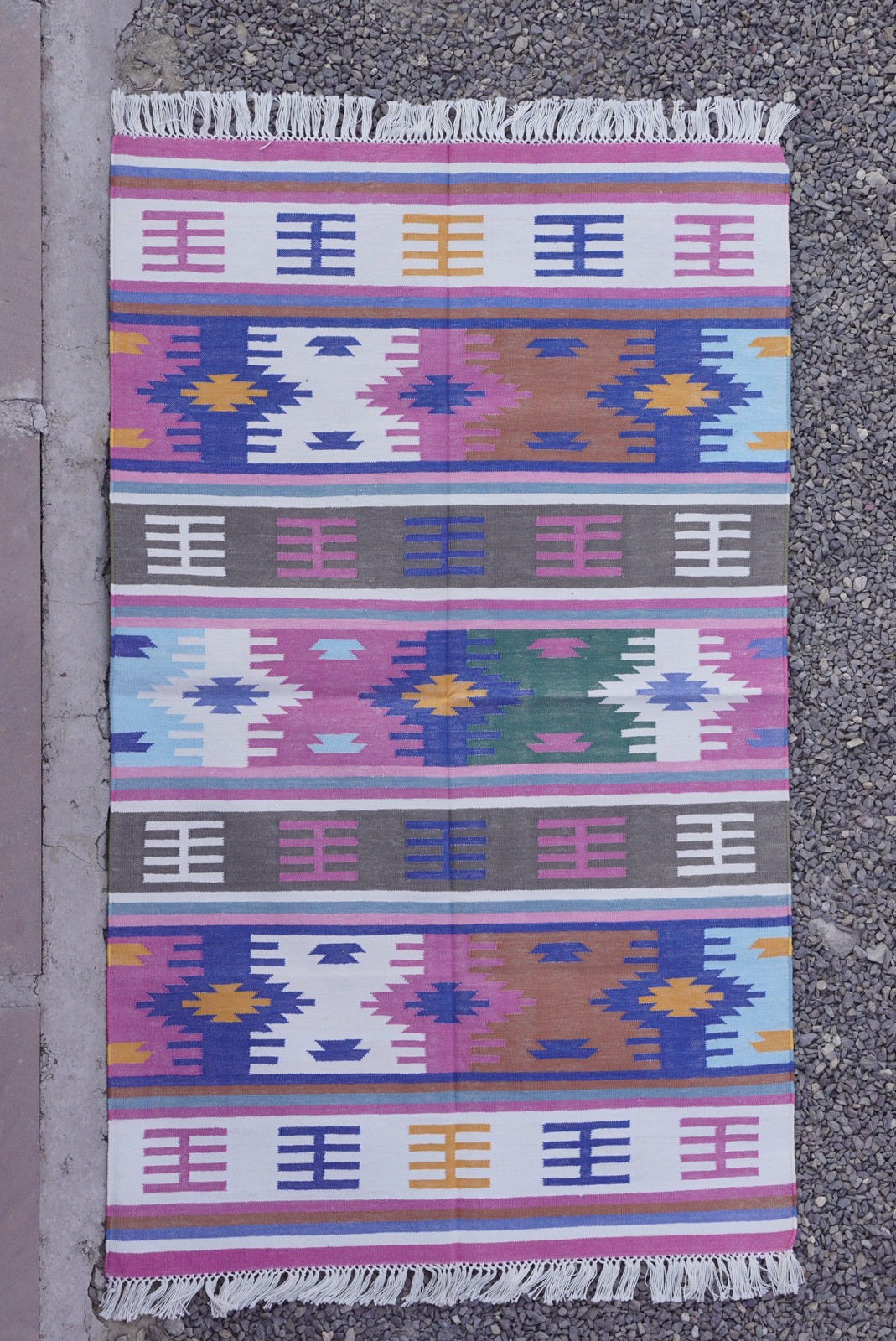 Rugmoda Cotton Geometric Rug 3×5 ft Multicolor Bohemian Kilim Area Rug for Bedro