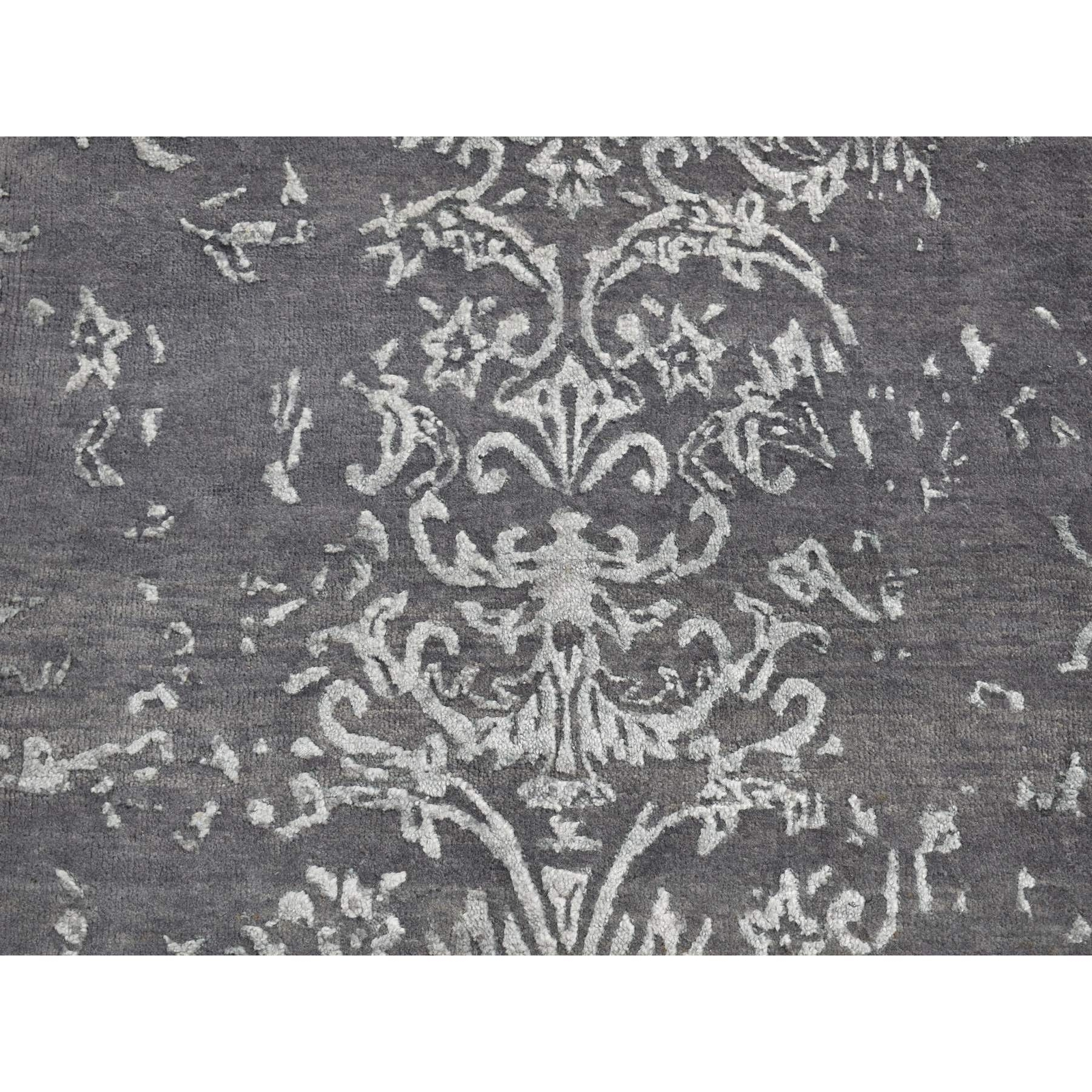 2’9″x6’9″ Gray Erased Abarasque Design Wool and Silk Handmade Runner Rug R87330