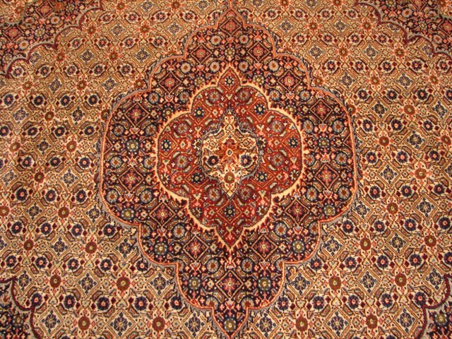 7′ x 7′ Ivory Mahii Tabriiz Rug 15021