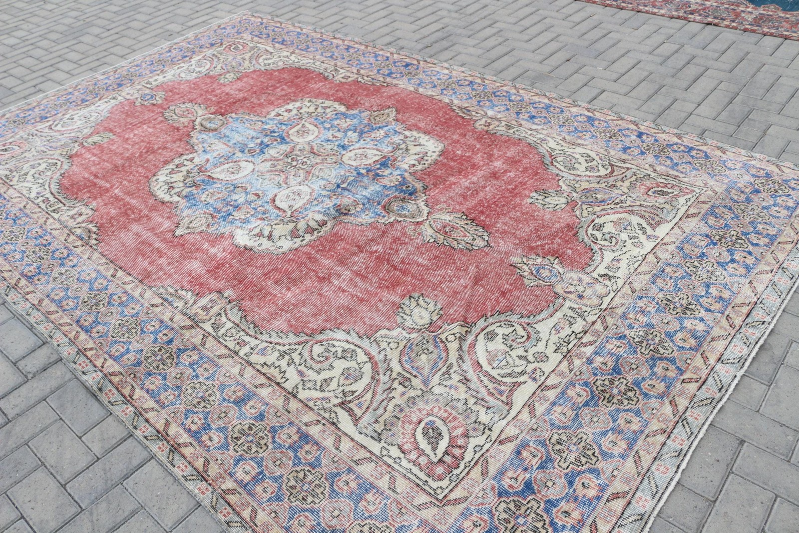 Vintage 7,4×11,5 ft Rug, Oversize Turkish Rug, Red Blue Moroccan Wool Rug