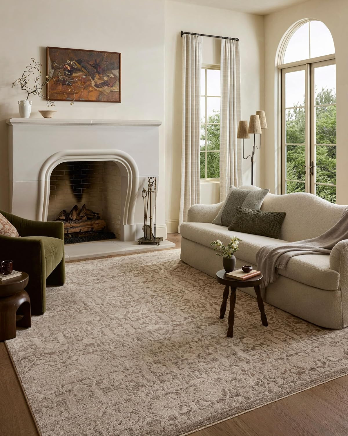 Loloi Clarisse Collection CLS-06 Fog/Bone 6′-3″ X 9′-6″ Fringe Area Rug