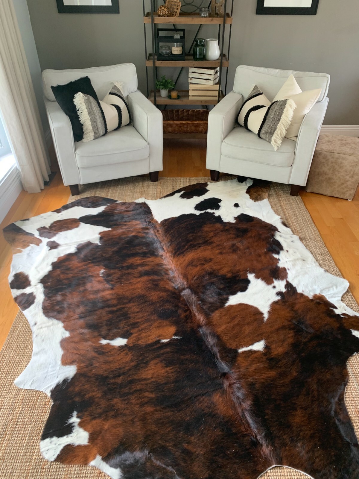 Tricolor Cow Hide Real Skin Leather Rug – Average Size 6X6 feet New Cowhide Rug