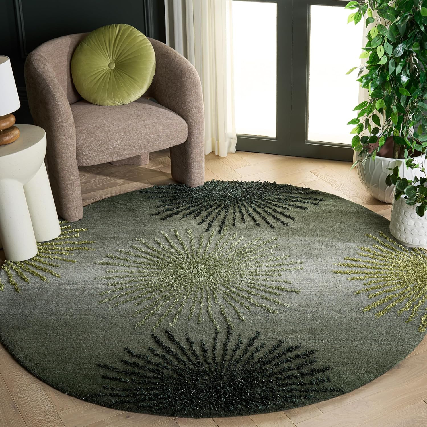 Soho Collection 6′ Round Green/Multi Handmade Starburst Wool & Viscose Rug