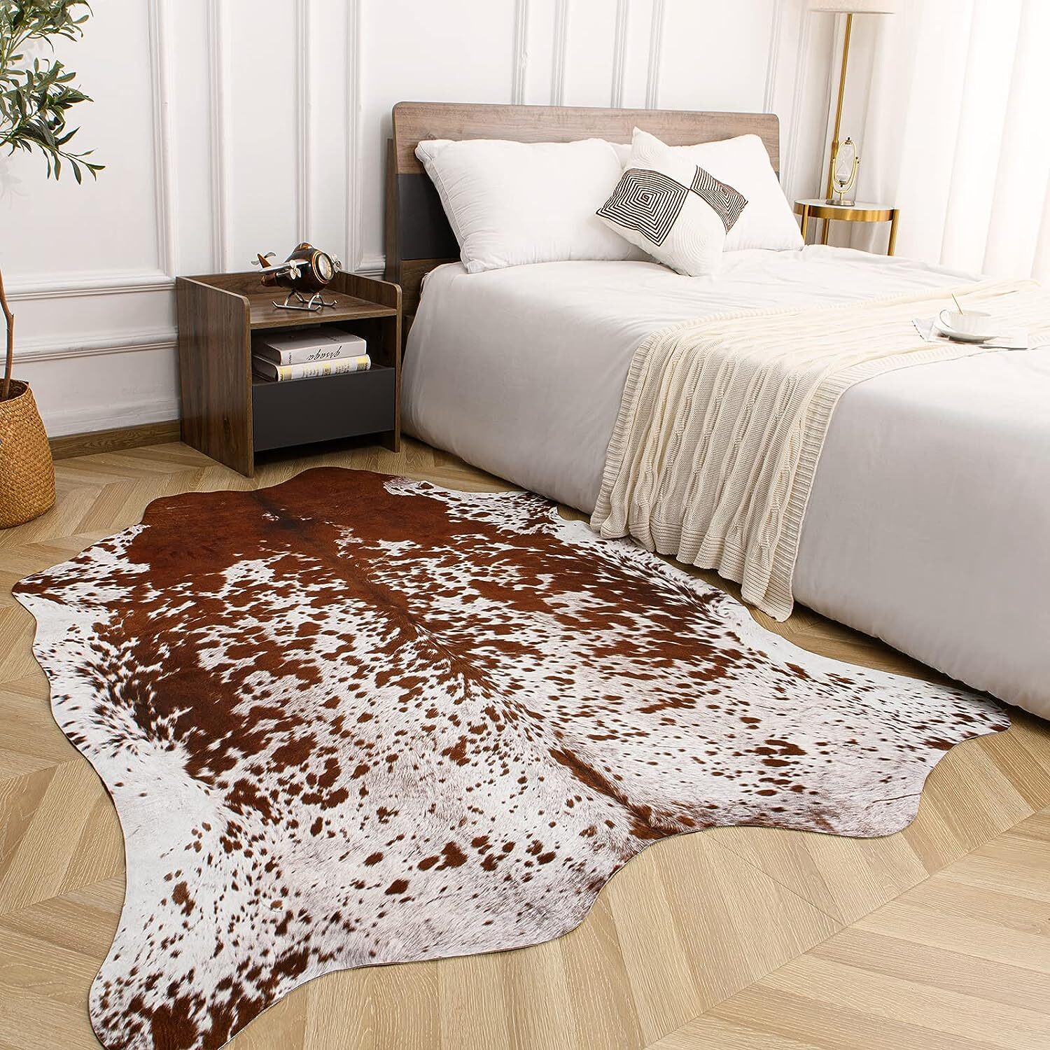 Faux Cowhide Rug Large Cow Print Rug 4.6 X 5.2 Feet Thickened Elastic Cowhide Ru