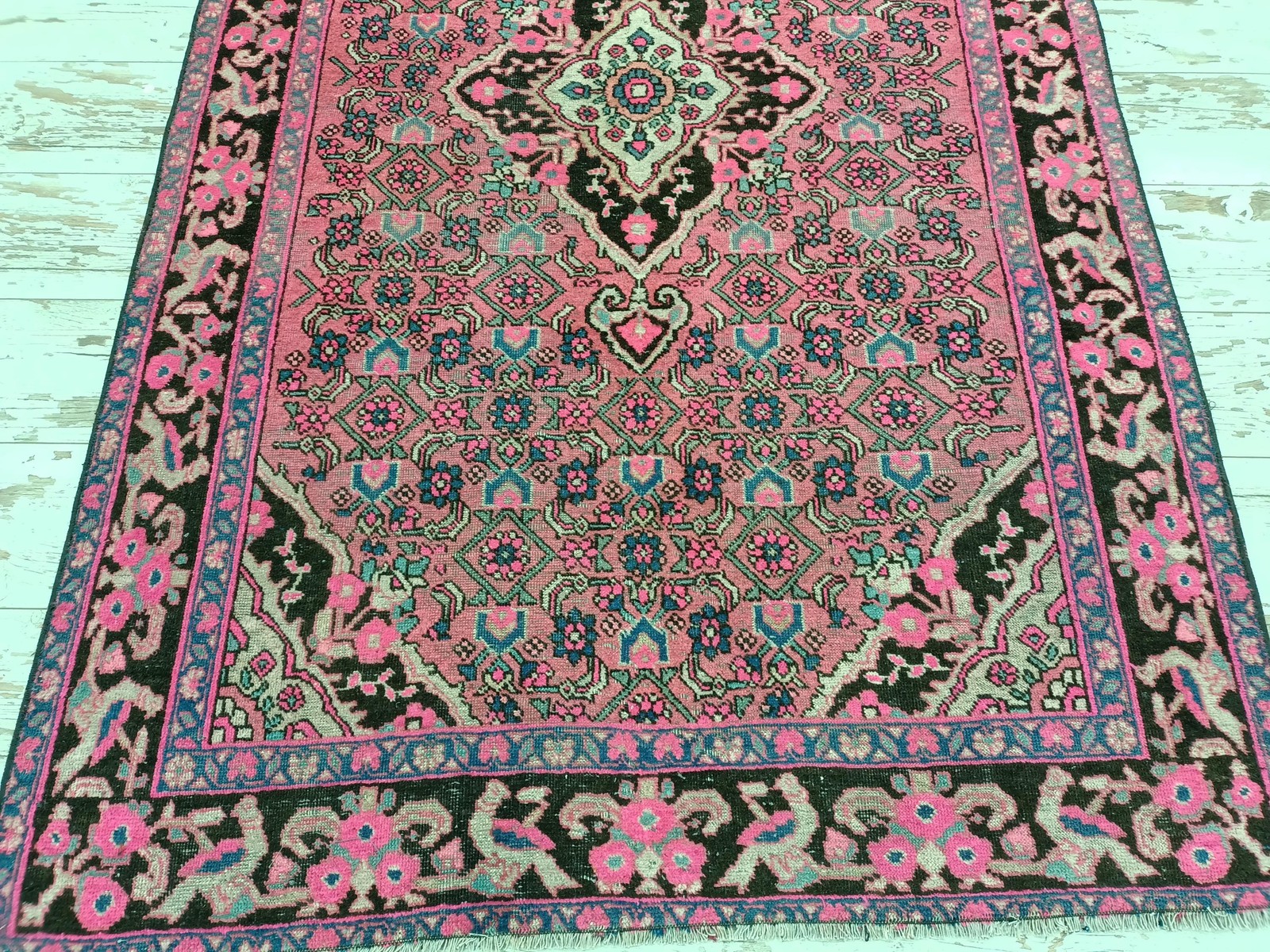Vintage Handmade Rug Turkish Wool 4×7 Feet Pink Natural Fiber Area Rug