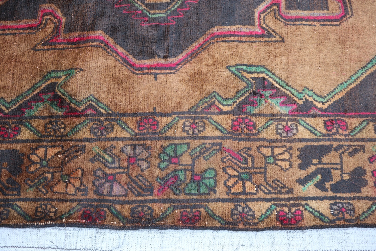 5’0x9’4 ft Red Black Caucasian Runner Rug, Handmade Afghan Antique Entryway Rug