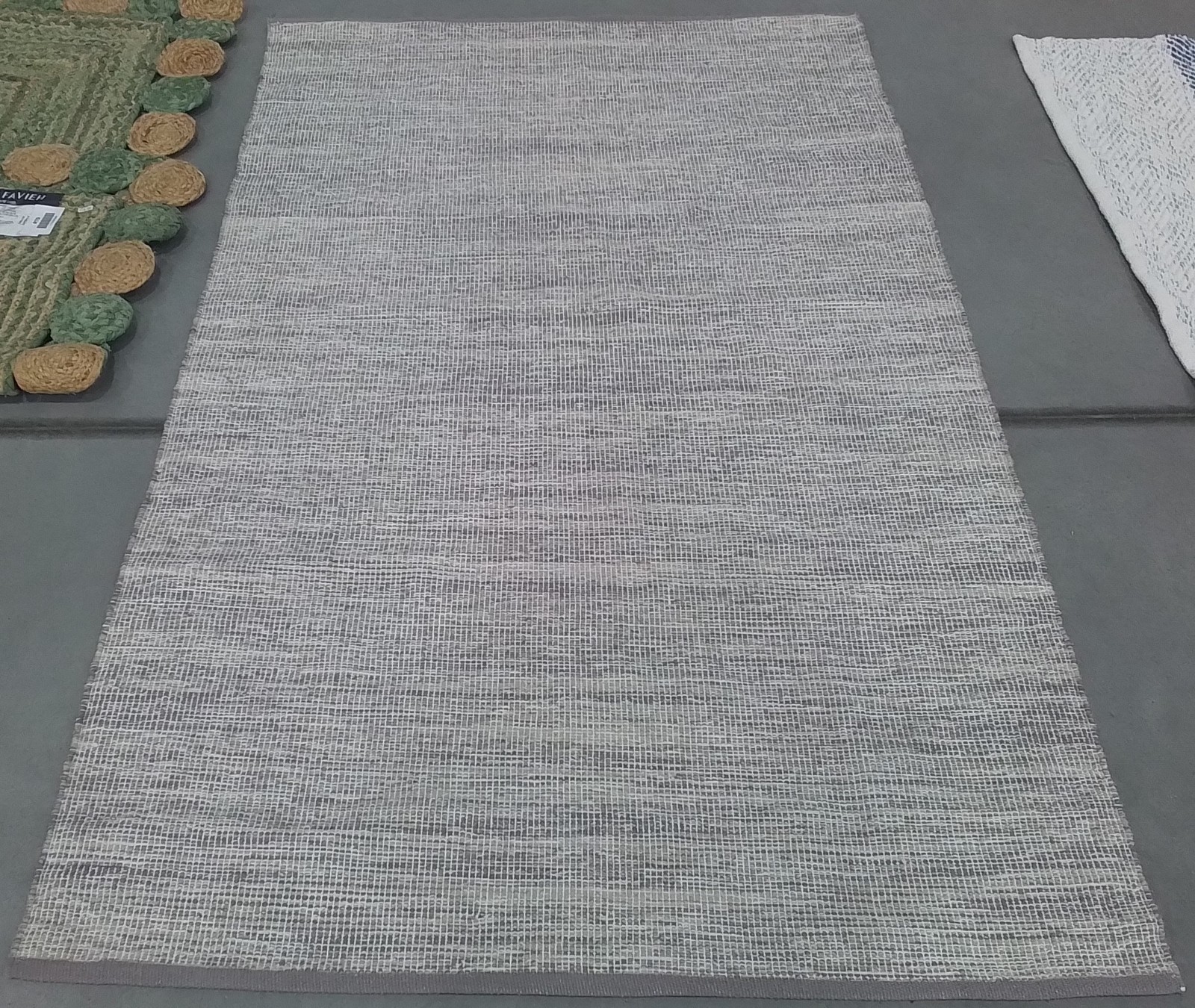 SILVER 4′-0″ x 6′-0″ Back Stain Rug, Reduced Price 1172795550 MTK250G-4