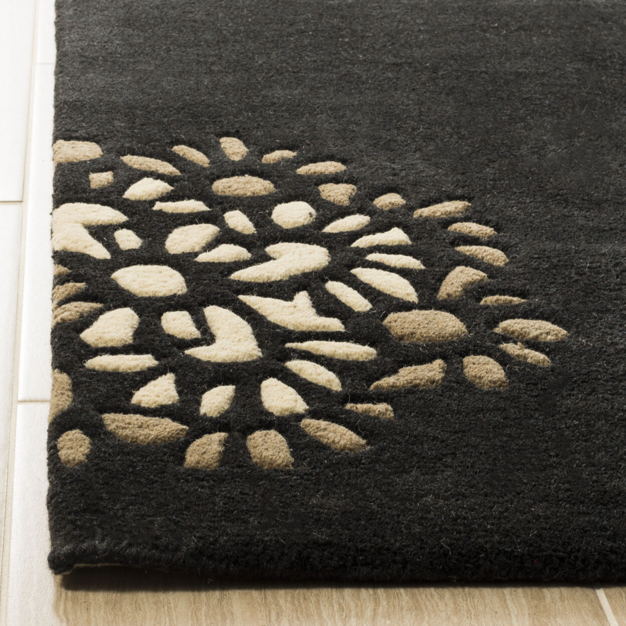 SAFAVIEH Martha Stewart MSR4730A Handmade Silhouette Rug