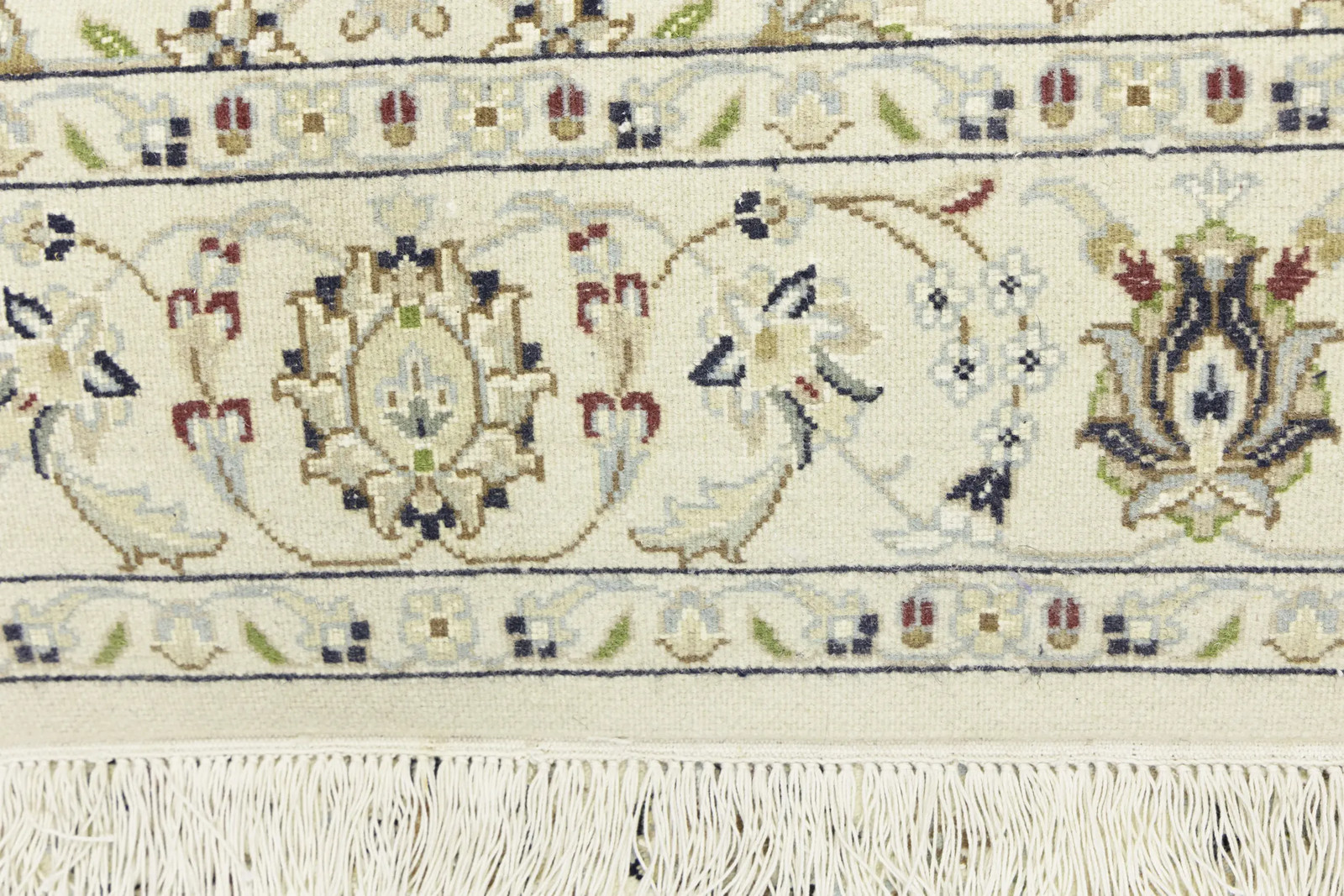 Hand-Knotted Cream Floral Classic Indo-Nain Square Rug Oriental Carpet 4X4 ft