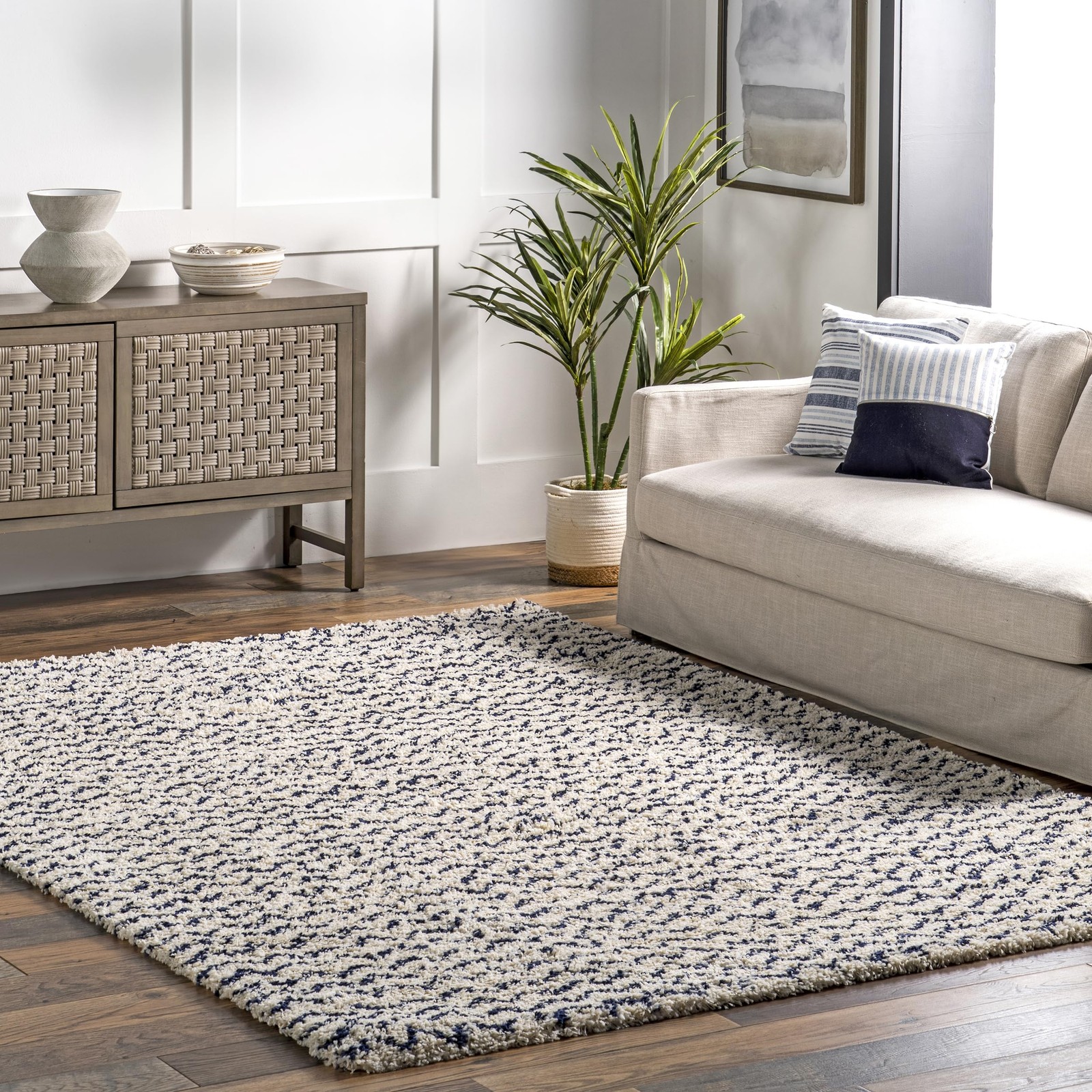 Cuellar Chevron Shag Area Rug, 4×6, Navy