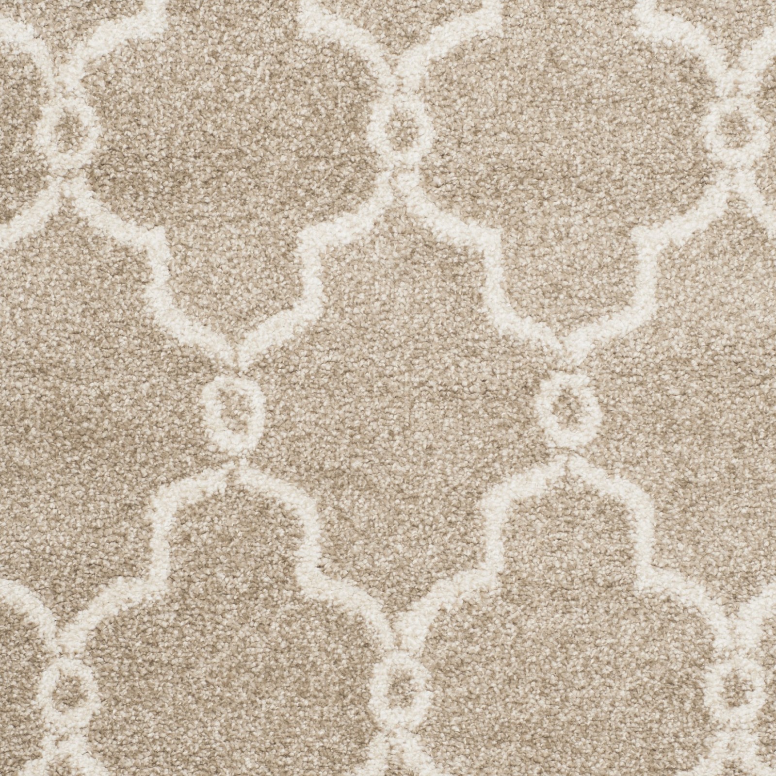 Amherst Collection Accent Rug – 2’6″ x 4′, Wheat & Beige, Trellis Design, Non