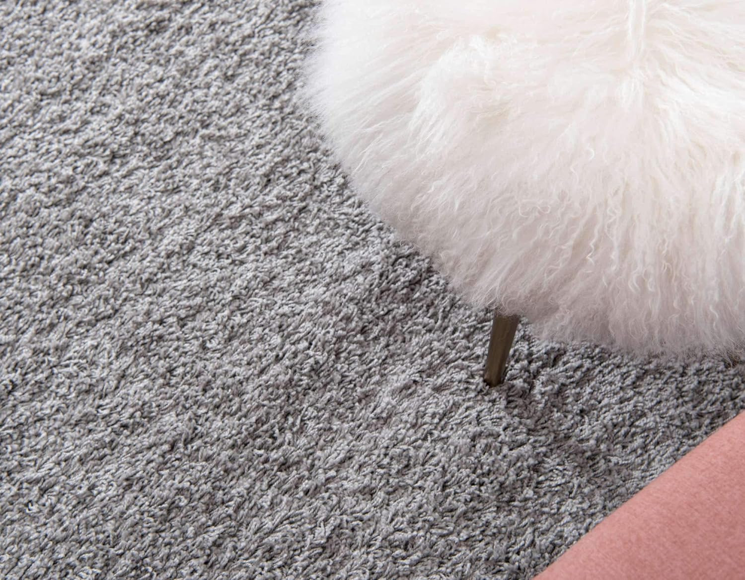 Cloud Gray Solid Shag Area Rug – 7′ 10″ x 10′ Rectangle for Cozy Spaces