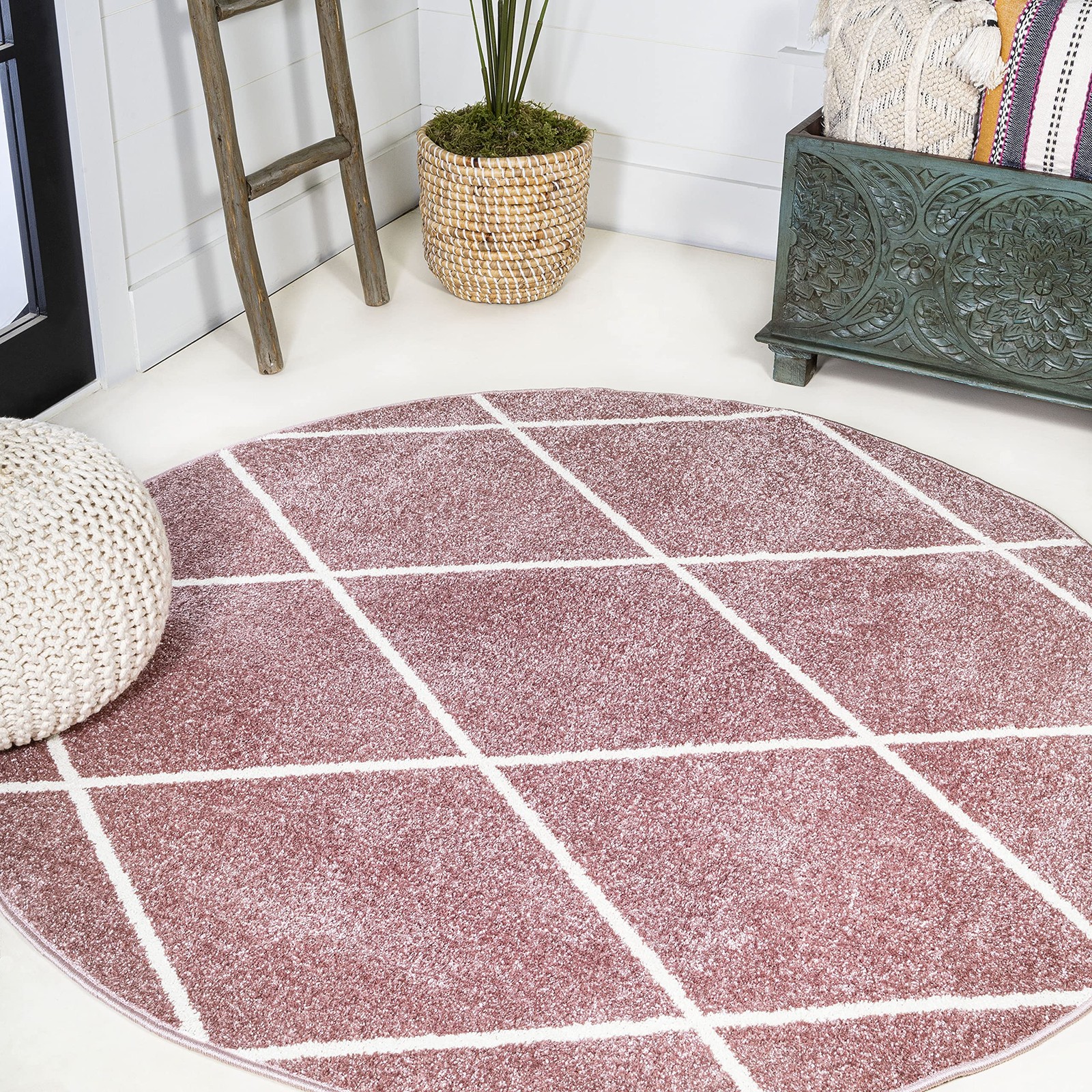 Jonathan Y Cole Diamond Trellis Rose/White 5 Round Indoor Area Rug