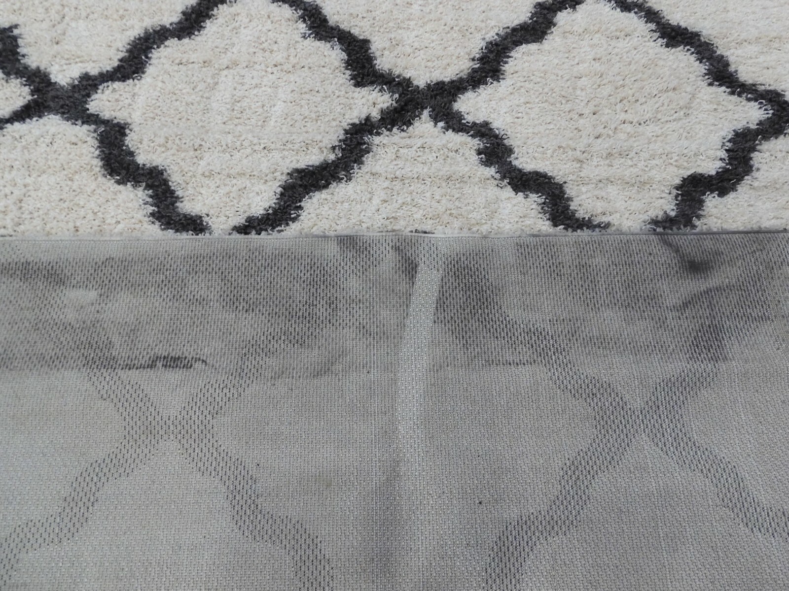 IVORY / DARK GREY 8′ X 10′ Back Stain Rug, Reduced Price 1172612320 SGD257H-8