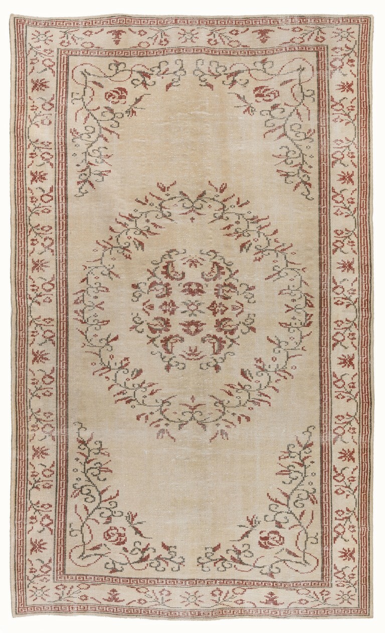 6×9.5 Ft Vintage Oushak Rug in Soft Colors, Ideal for Home & Office Decor