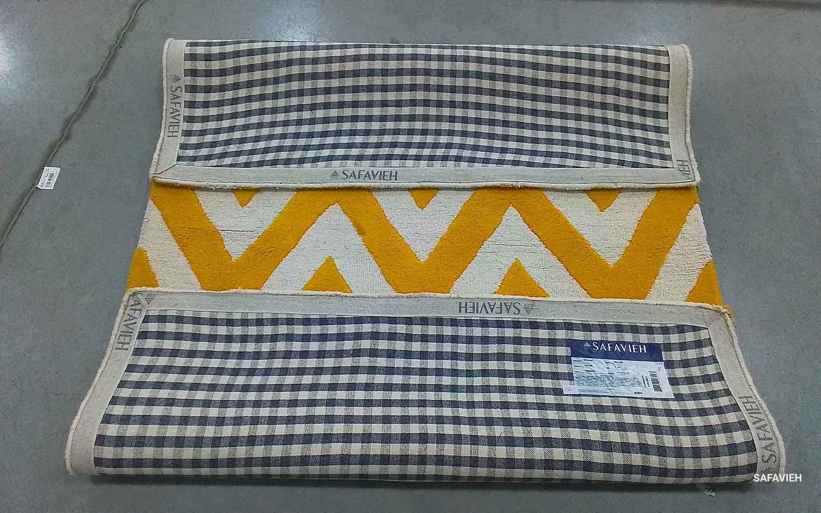GOLD / IVORY 4′-0″ x 6′-0″ Flaw in Rug, Reduced Price 1172805144 CAM139Q-4