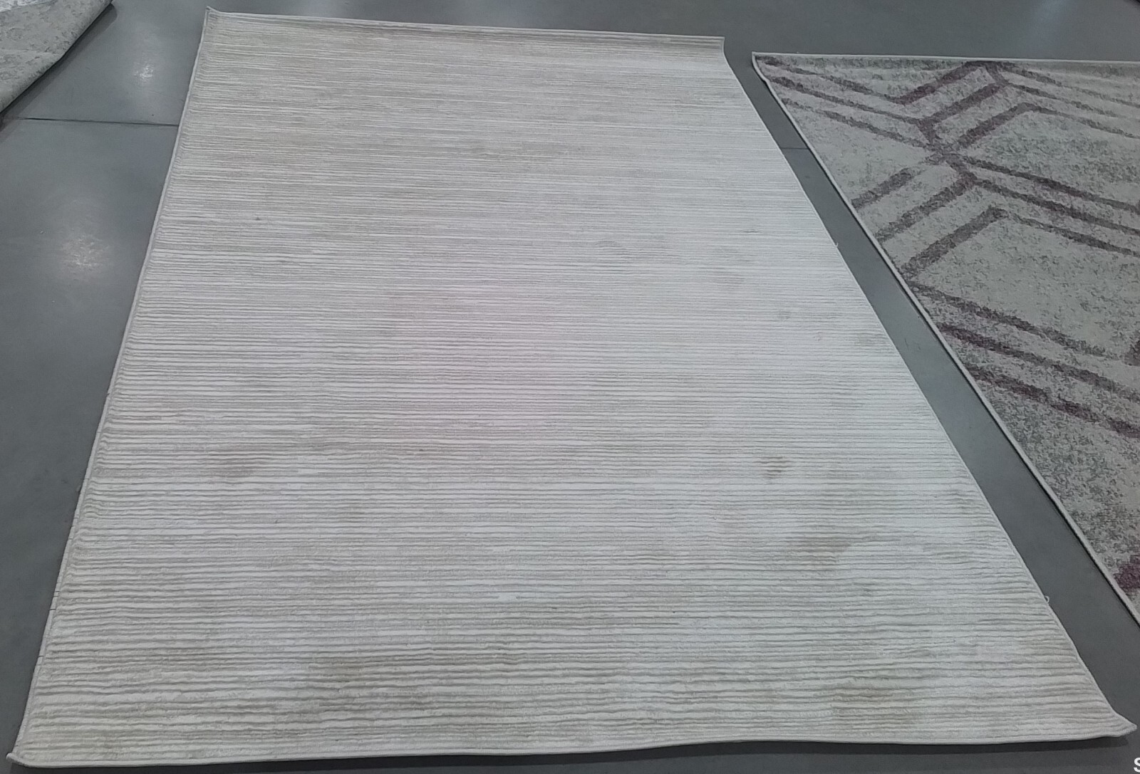 IVORY 5′-1″ x 7′-6″ Back Stain Rug, Reduced Price 1172759762 VSN606J-5
