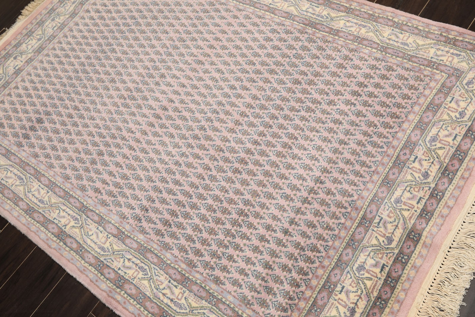 4×5’10” Hand Knotted Wool Lilac, Ivory Traditional Boteh Paisley Rug