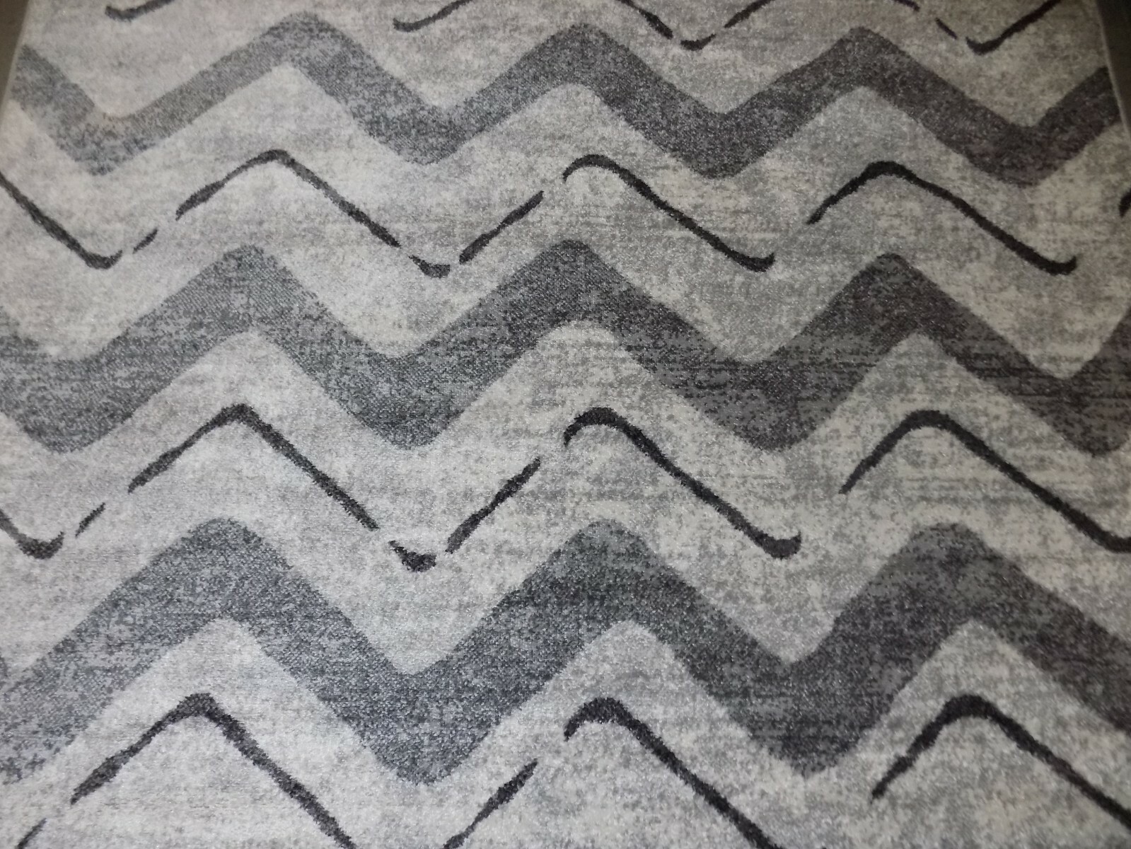 SILVER / CHARCOAL 6′ X 9′ Stained Rug, Reduced Price 1172599000 ADR121P-6