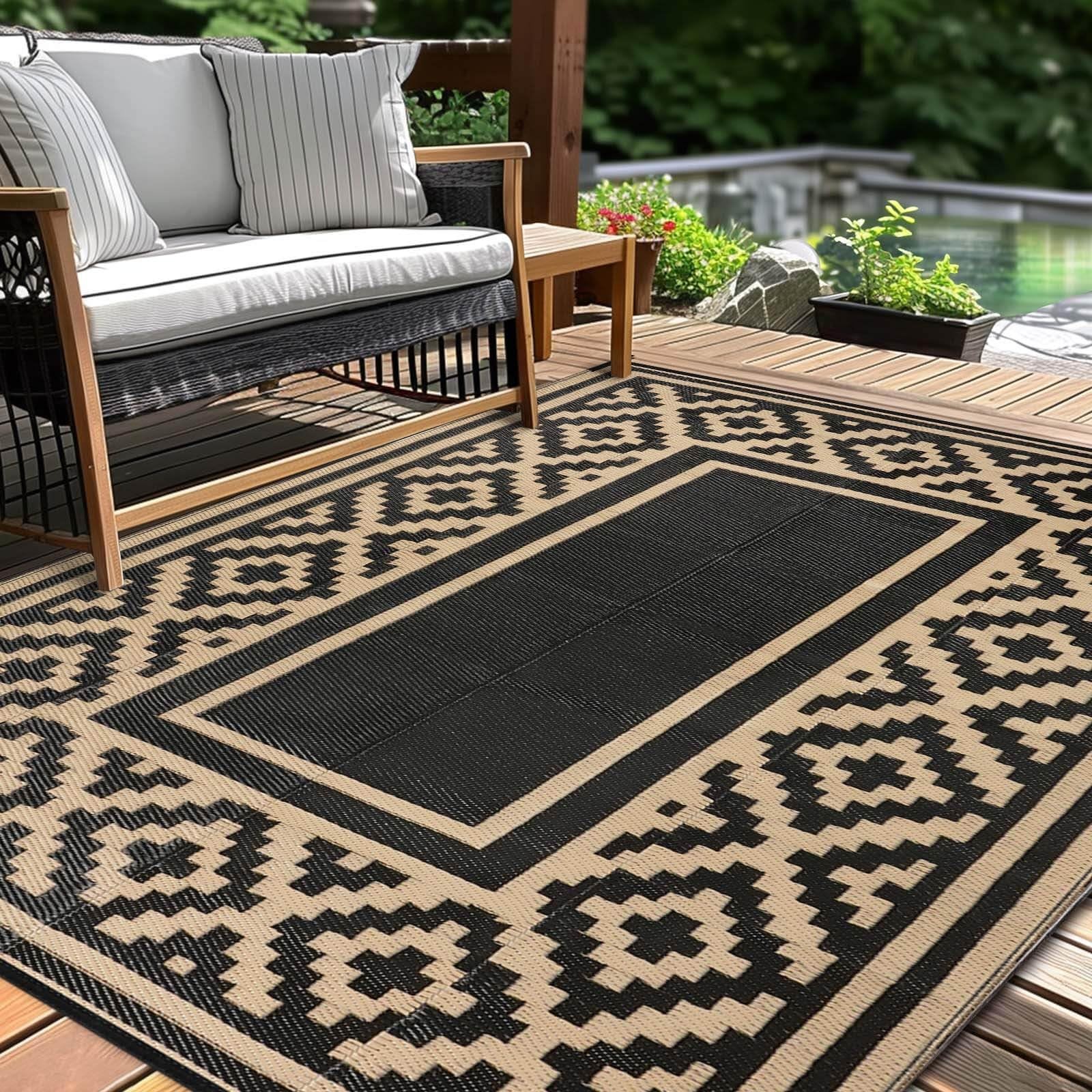 Outdoor Patio Plastic Straw Rug, 4×6 ft, Stripe Black Brown