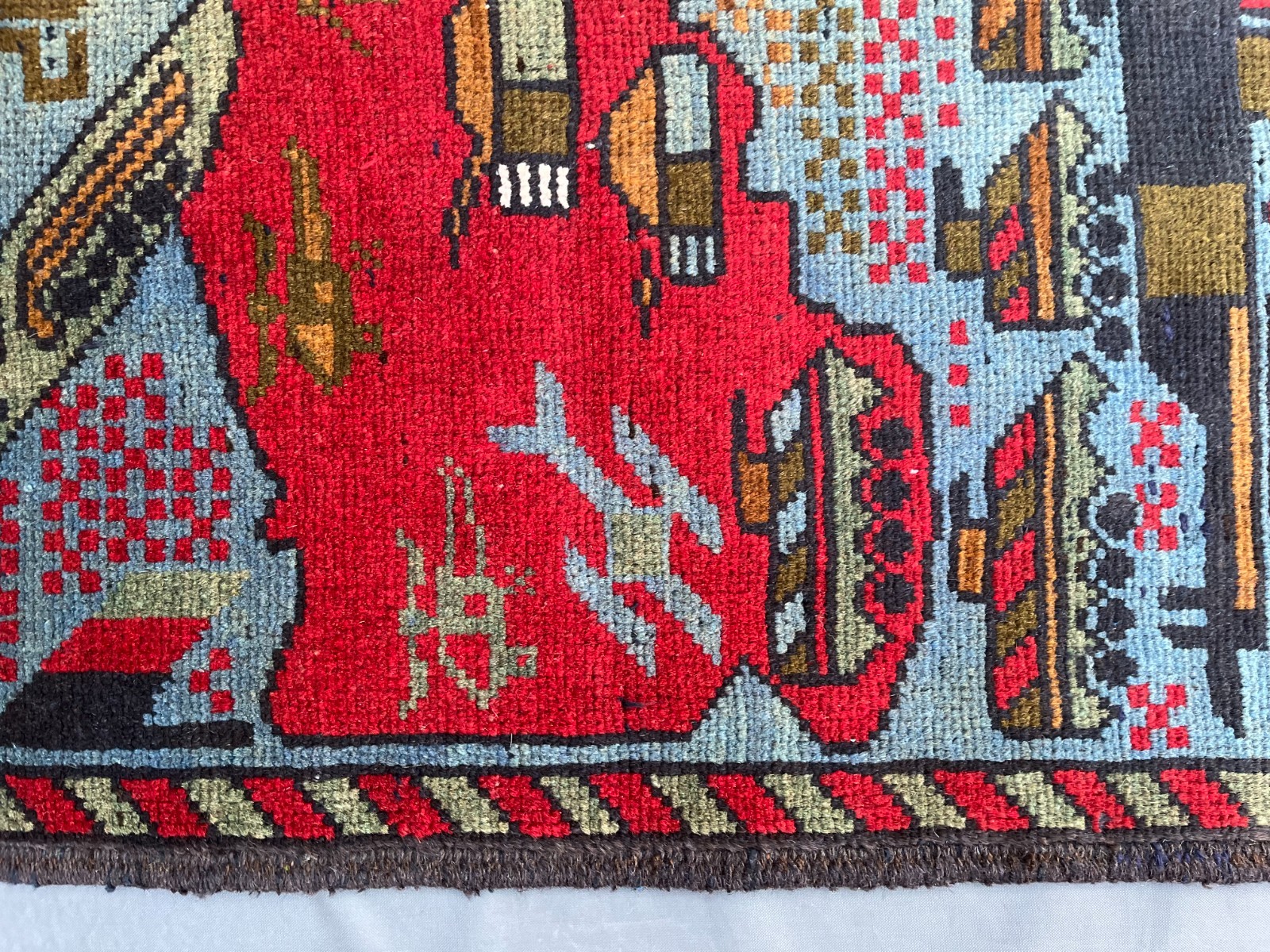2’1 x 2’7 Ft Afghan War Rug – Pictorial Military Map Design Red Conflict Scene